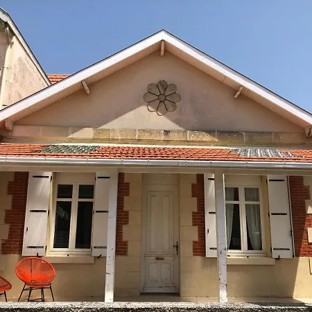 La Maison De Carine-Belle Villa Confortable Casa de Férias